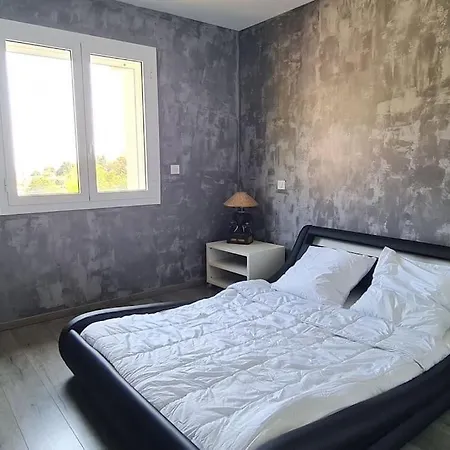 Wendy, Votre A 5 Minutes De La Villa Furiani