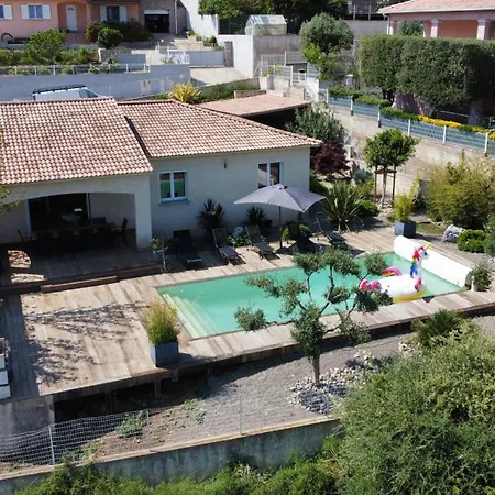 Wendy, Votre A 5 Minutes De La Furiani