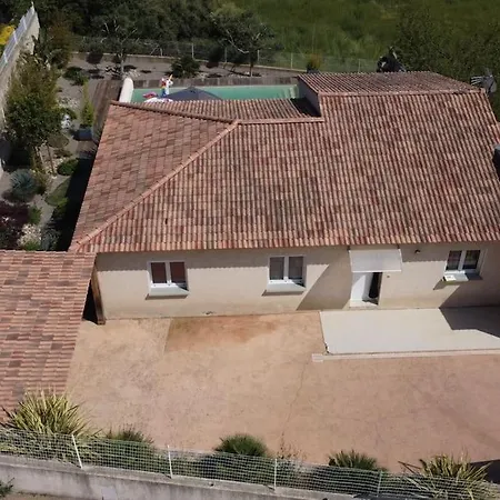 Wendy, Votre A 5 Minutes De La *